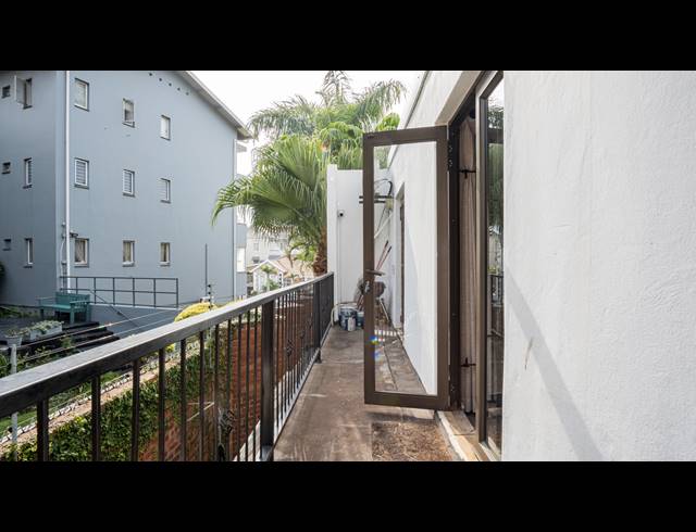 2 BEDROOM APARTMENT TO LET IN MORNINGSIDE